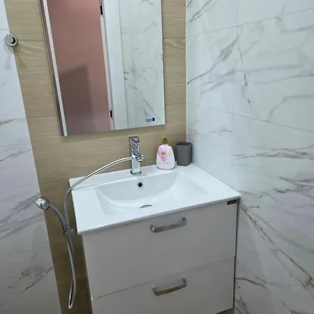 Apartment Sea Garden Luxury 2-bdrm *